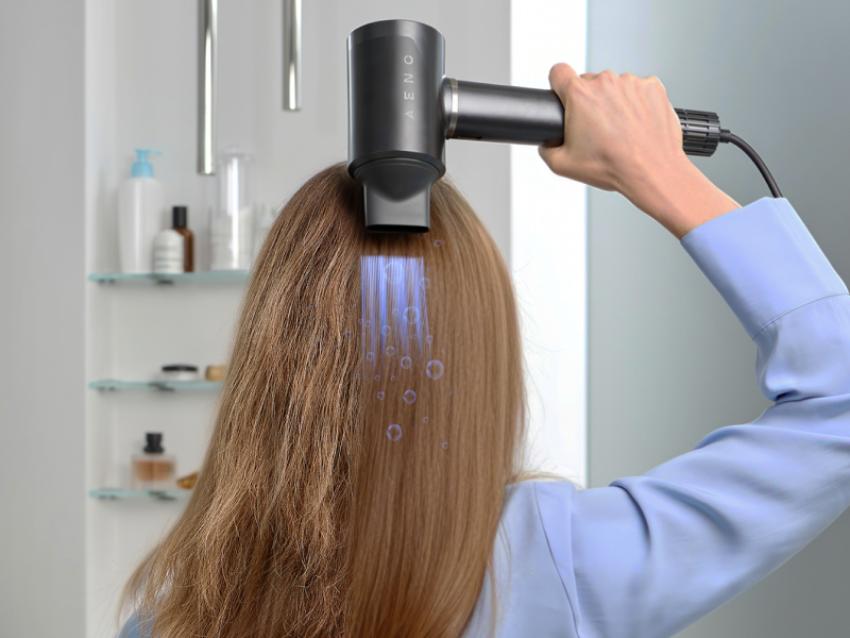 AENO Fén na vlasy HD5 - barva černá