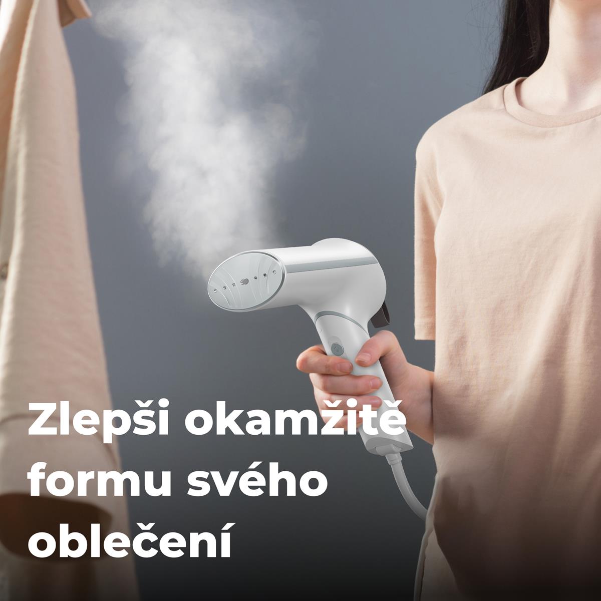 AENO Napařovač oděvů GS4