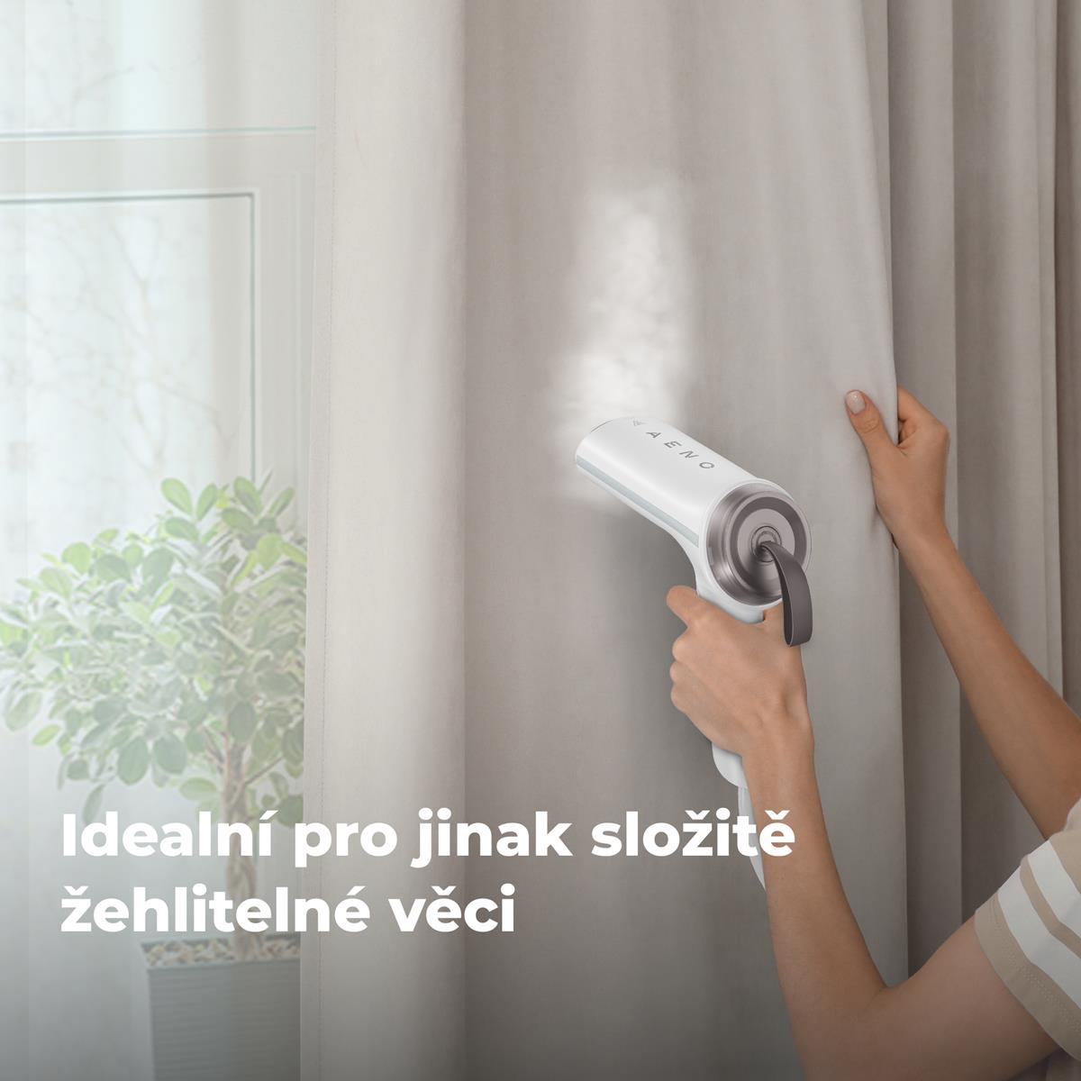 AENO Napařovač oděvů GS4