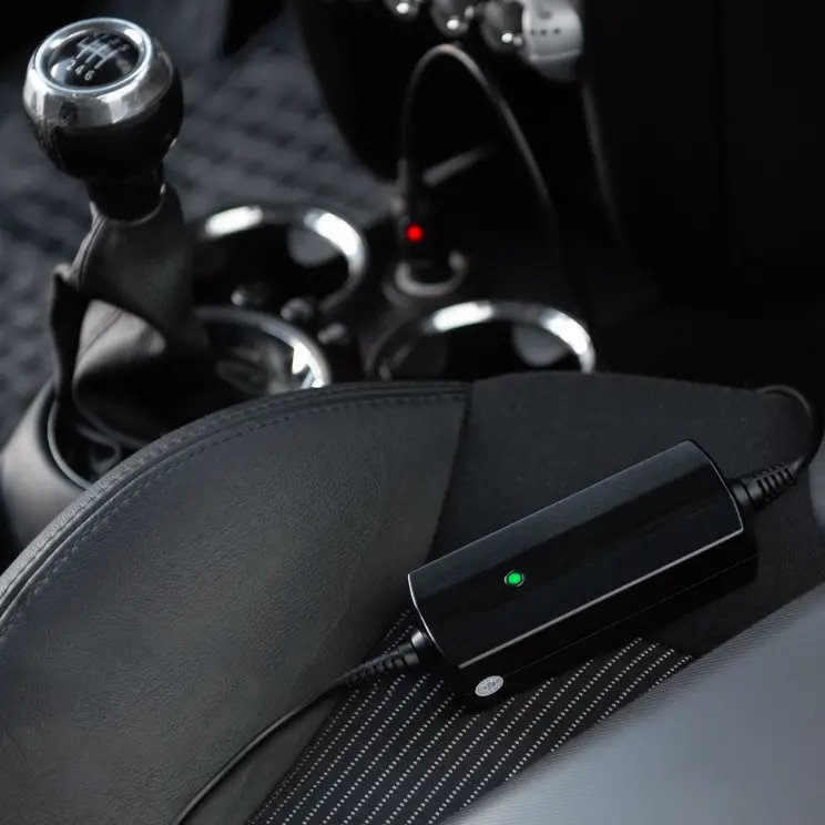 Akyga autonabíječka pro NTB 5 - 20V / 3 - 5A 65W USB-C, PD QC 3.0 - 1.8m