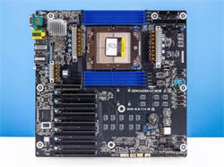 ASRock Rack GENOAD8 1x SP5, 8xDDR5 ECCreg, 16x SATA, 2x M.2(22110,2280), 7x PCIe3, 2x 10Gb LAN, IPMI