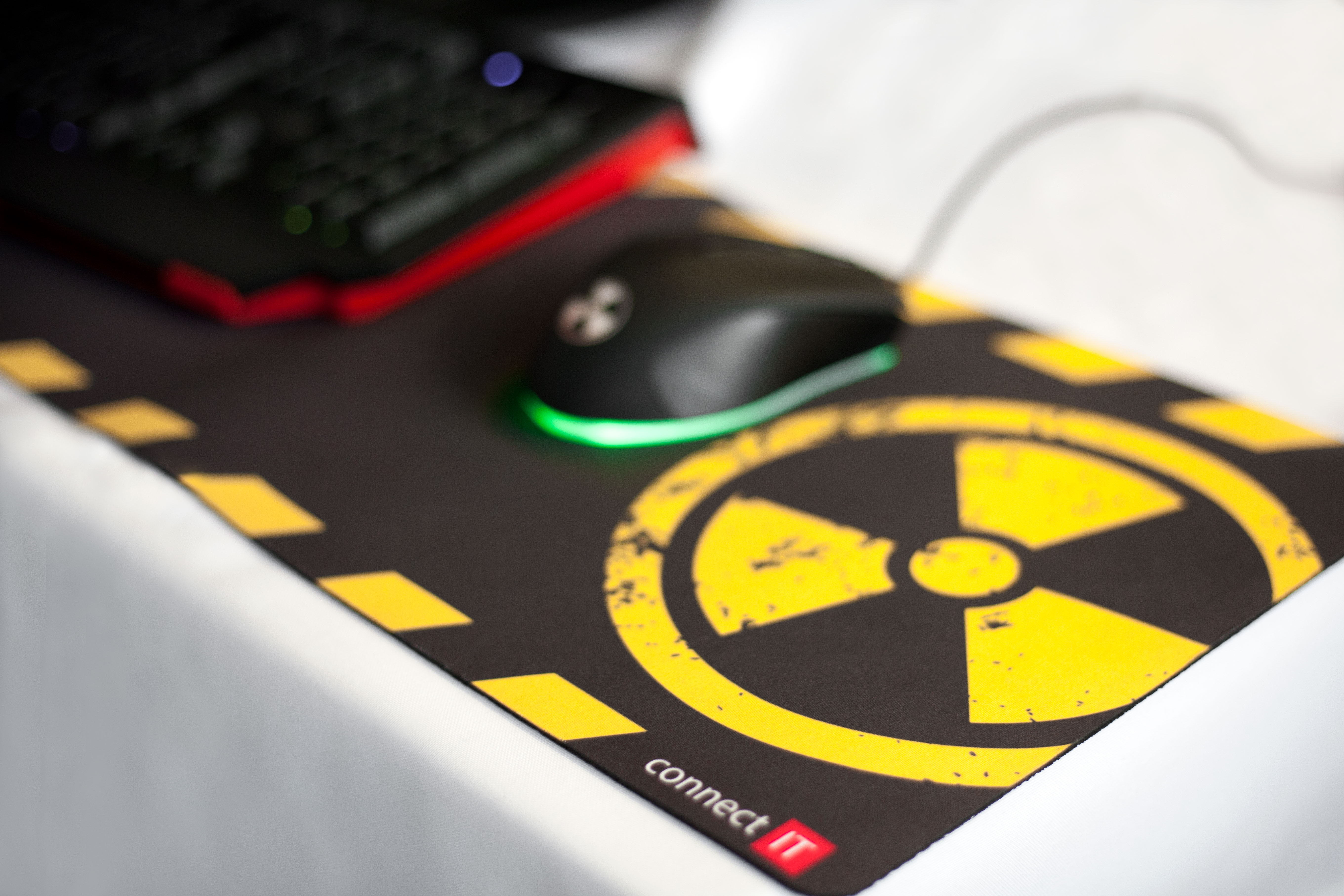 CONNECT IT BATTLE RNBW optická herní myš