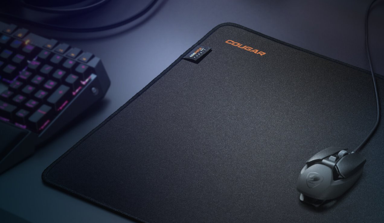 COUGAR podložka pod myš FREEWAY M 320 x 270 x 3mm