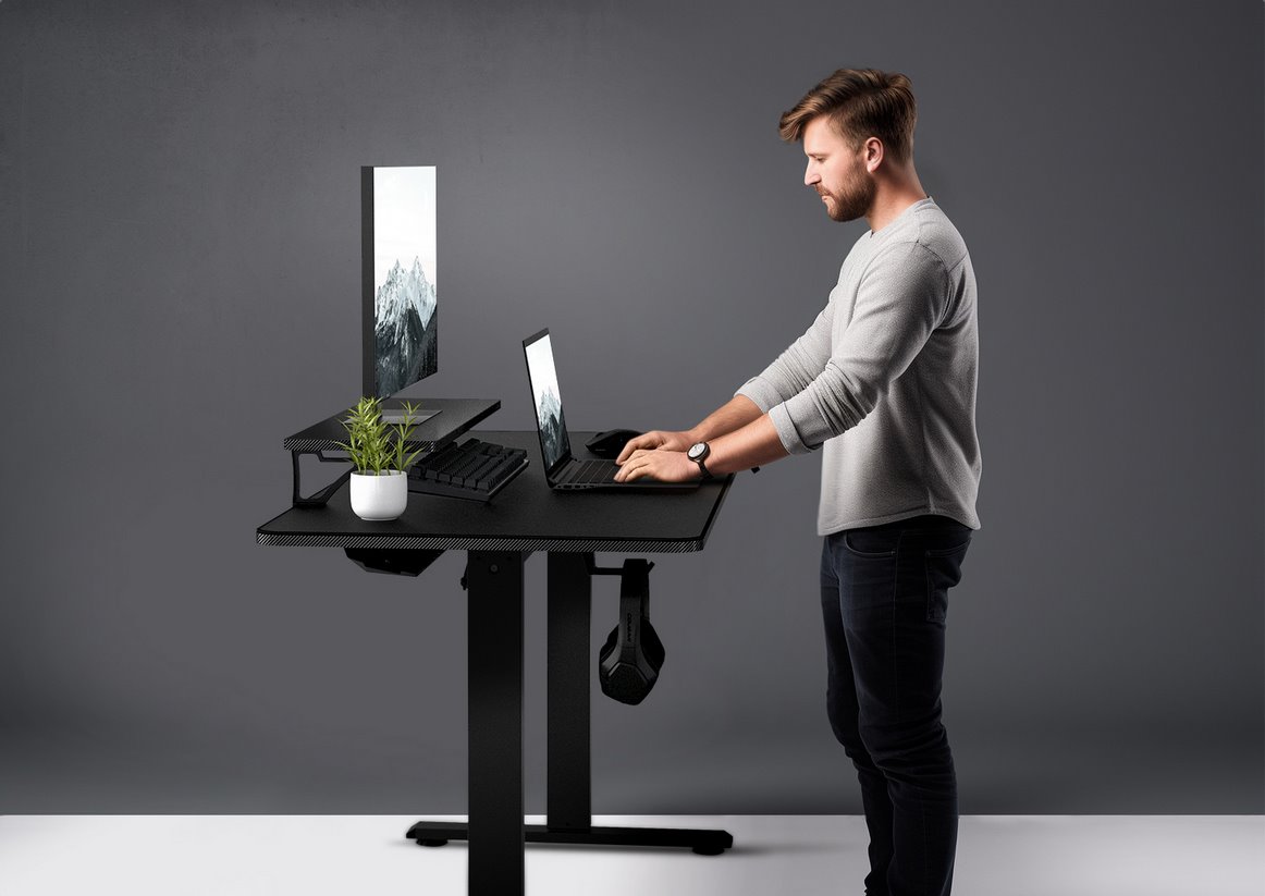 COUGAR stůl E-STAR 140 electric 1400 x 600 x 15, 720-1170mm, carbon design, monitor stand, pad, paměť nastavení 2 módy