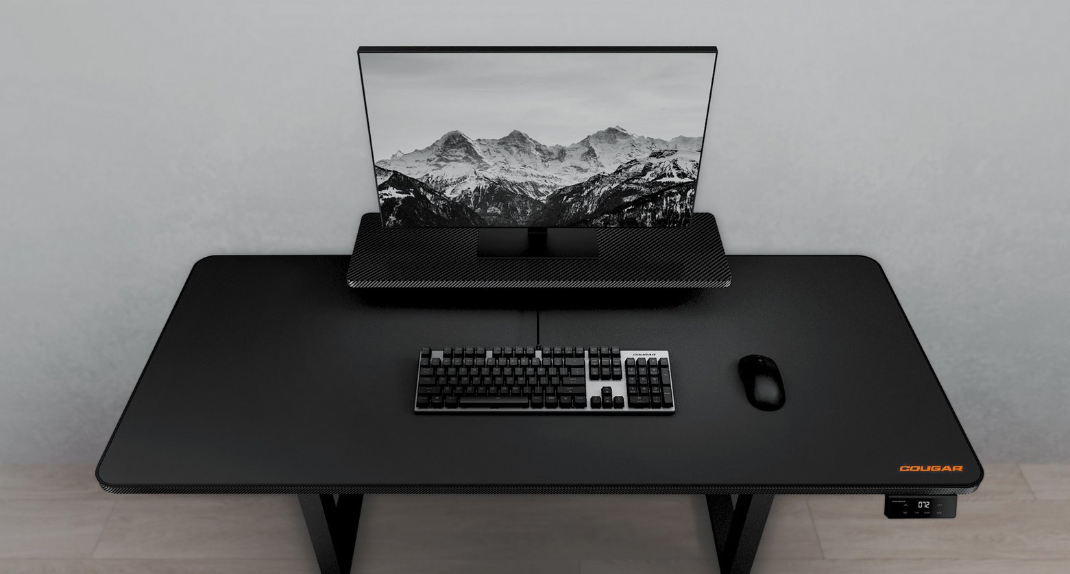 COUGAR stůl E-STAR 140 electric 1400 x 600 x 15, 720-1170mm, carbon design, monitor stand, pad, paměť nastavení 2 módy