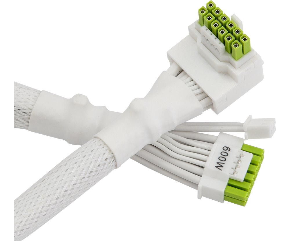 Kabel Asrock 12VHPWR, 12V-2x6 600W, L-Type 90°, bílá
