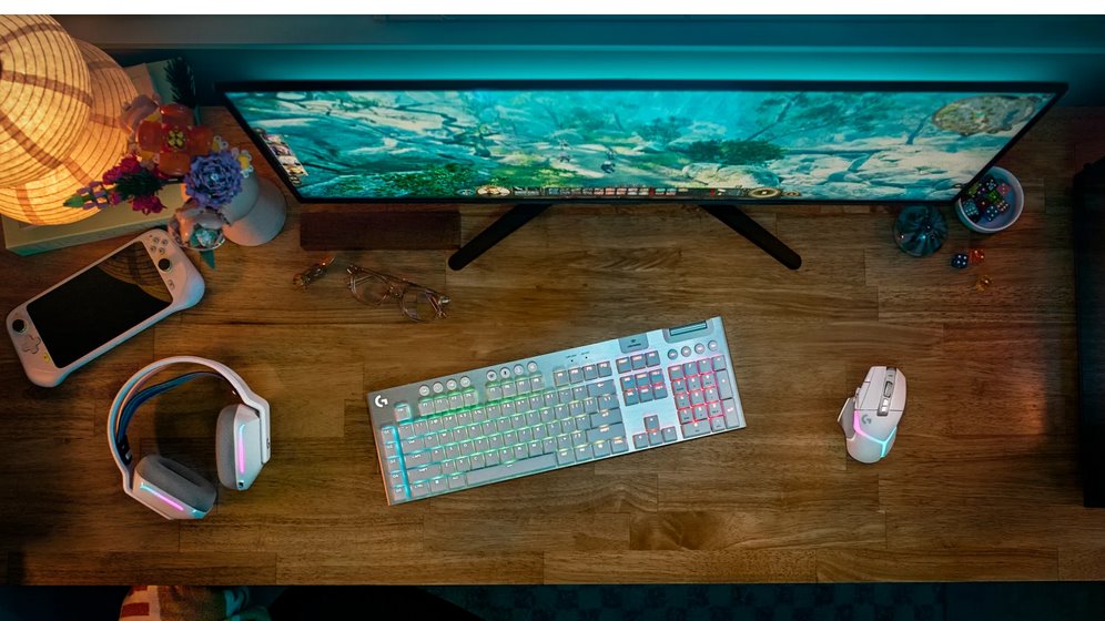 Logitech G915 X LIGHTSPEED Low-Profile Wireless Gaming Keyboard - CLICKY - BLACK - US - 2.4GHZ/BT - USB-C - EMEA