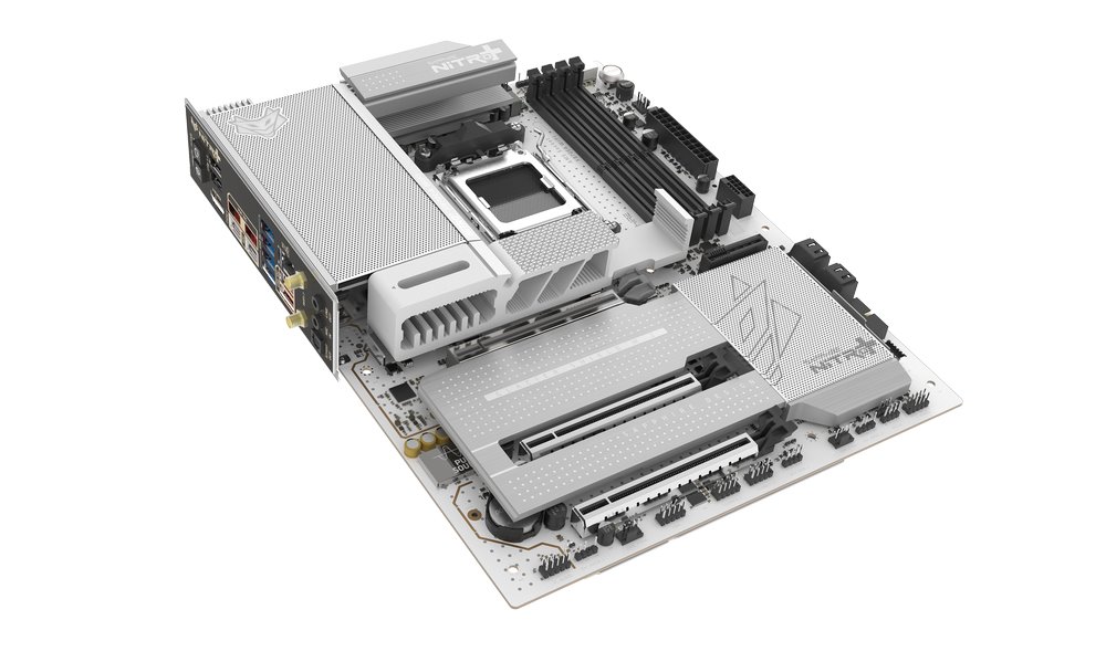 MB SAPPHIRE NITRO+ X870EA PhantomLink Polar /AM5/4xDDR5/M.2/W7+BT5.4/HDMI/DP/ATX, White