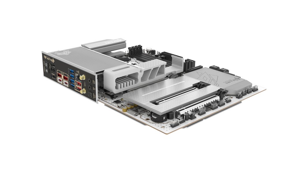MB SAPPHIRE NITRO+ X870EA PhantomLink Polar /AM5/4xDDR5/M.2/W7+BT5.4/HDMI/DP/ATX, White