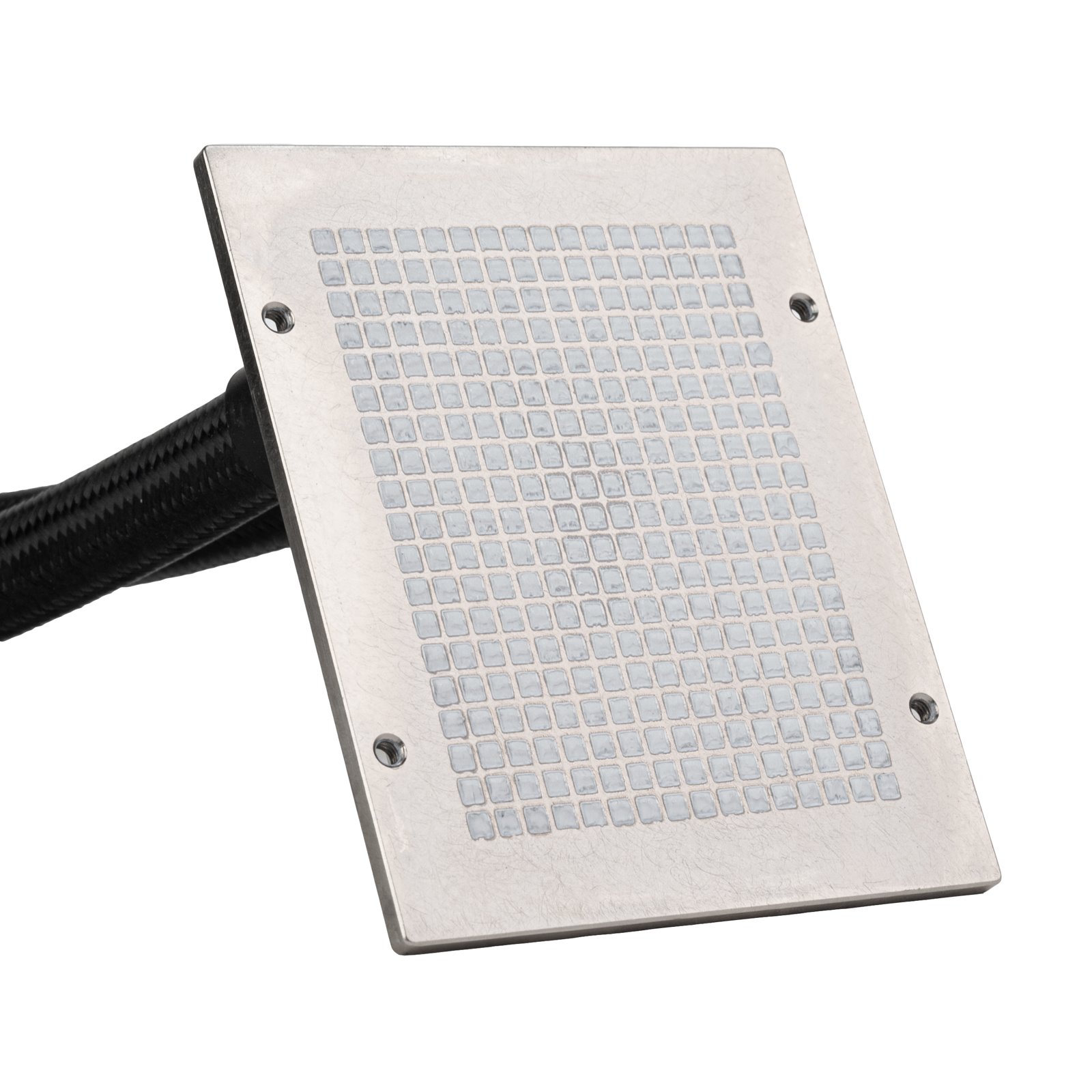 Silverstone SST-XE360PDD – 360mm AIO vodní chladič s dvěma CPU bloky, dvojicí pu